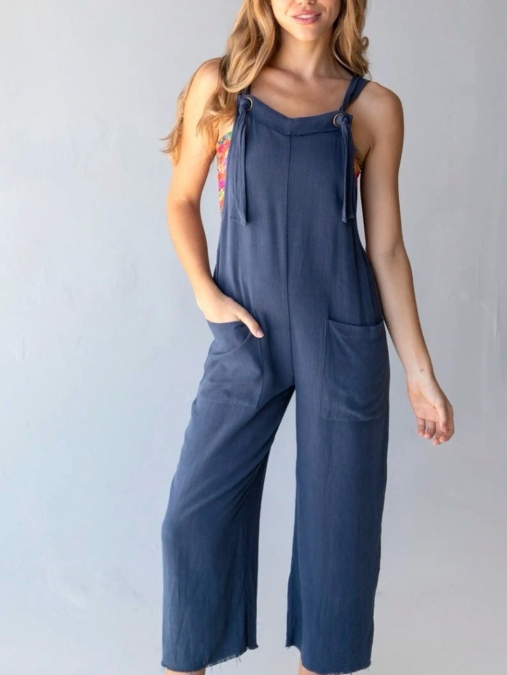Natural Life Carly Wide leg Jumpsuit Size small - Navy